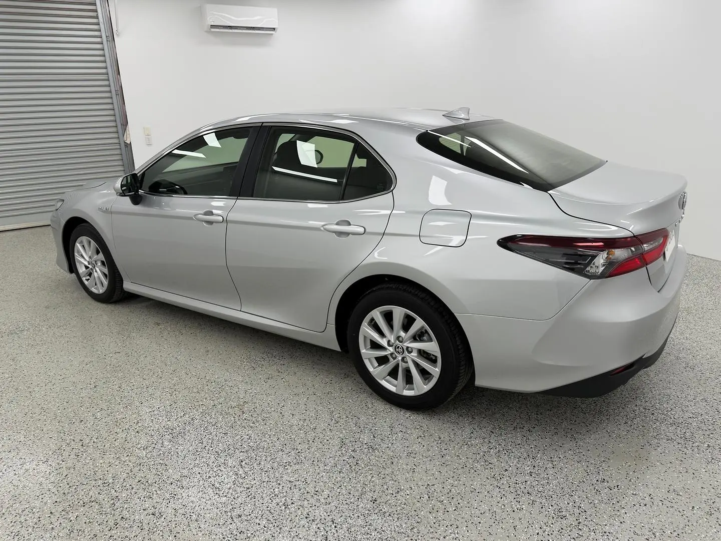 2024 Toyota Camry Gallery Image 5