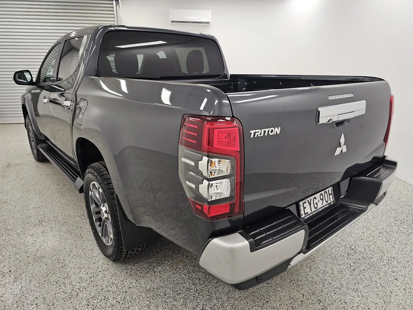 2023 Mitsubishi Triton Gallery Image 5