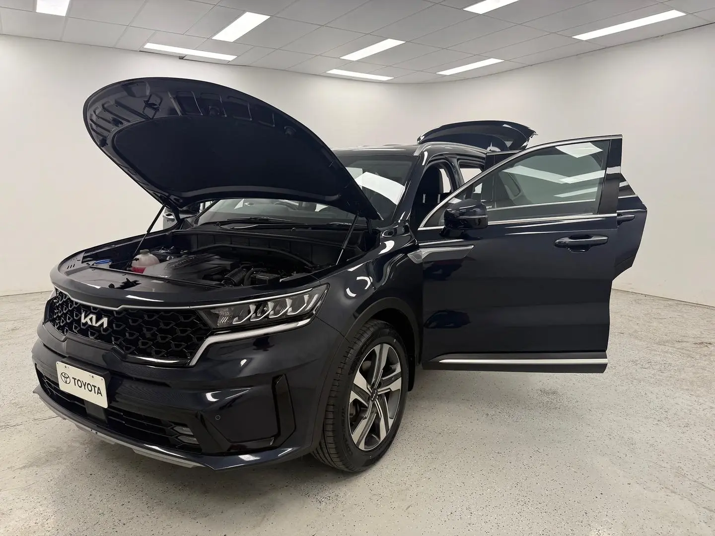 2023 Kia Sorento Gallery Image 8