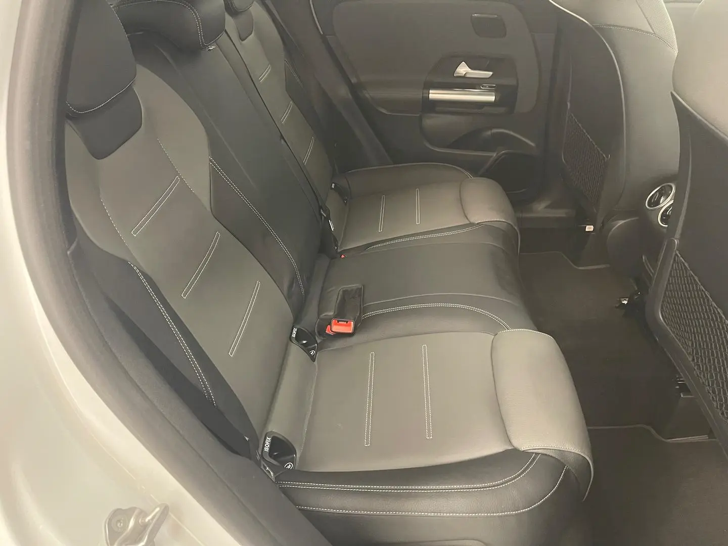 2020 Mercedes-Benz GLA-Class Gallery Image 19