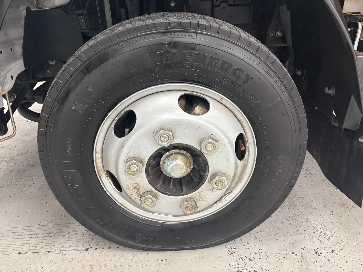 2023 Isuzu N Series Gallery Image 19