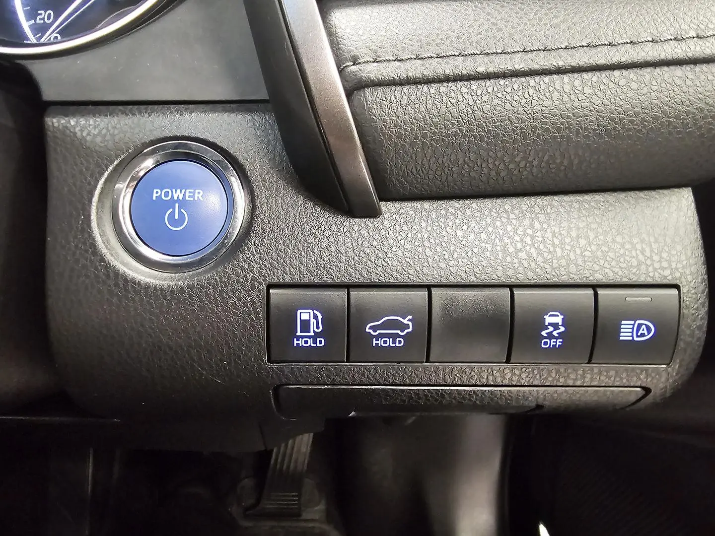 2022 Toyota Camry Gallery Image 39