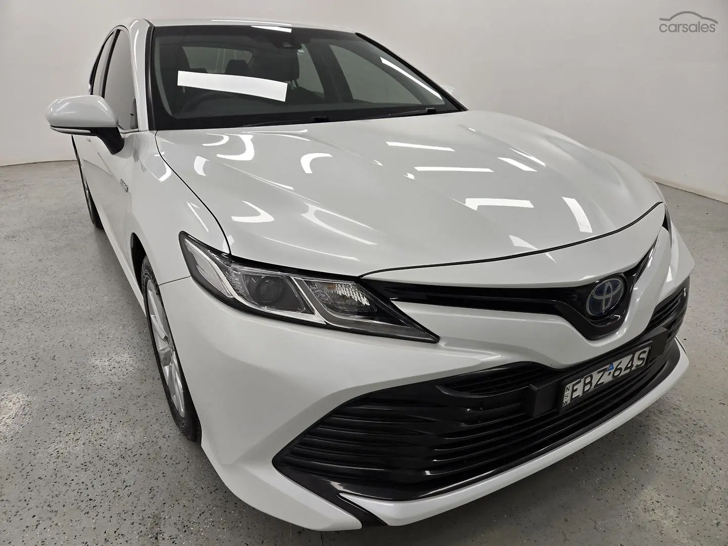 2019 Toyota Camry Image 1