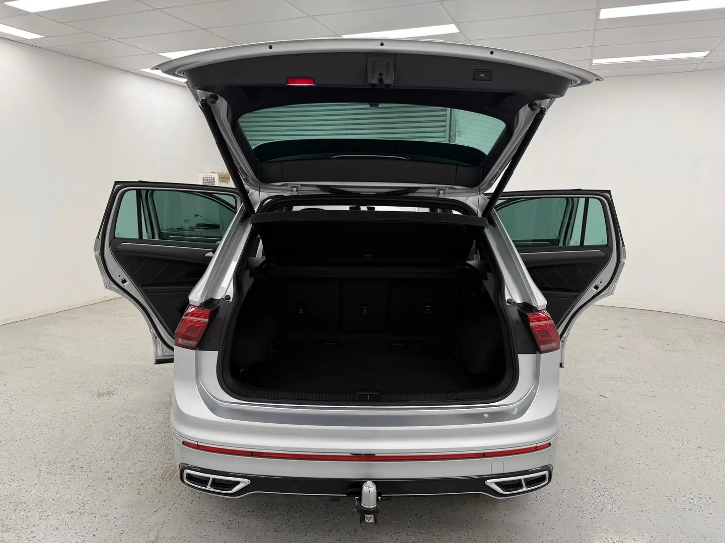 2021 Volkswagen Tiguan Gallery Image 13