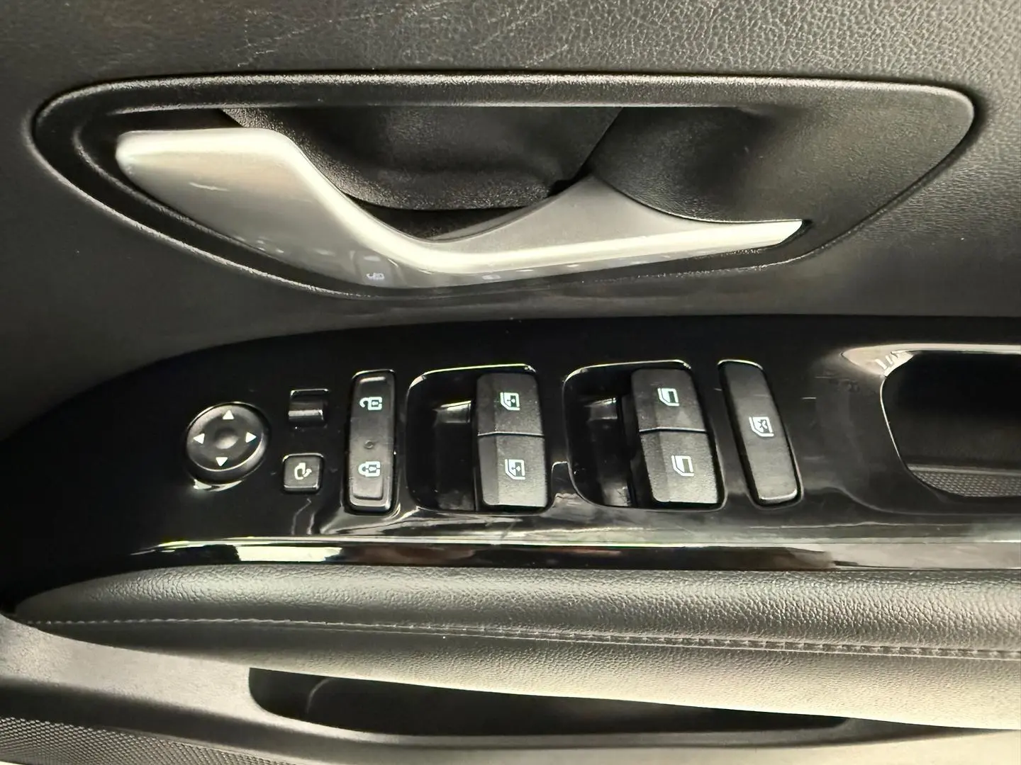 2023 Hyundai Tucson Gallery Image 30