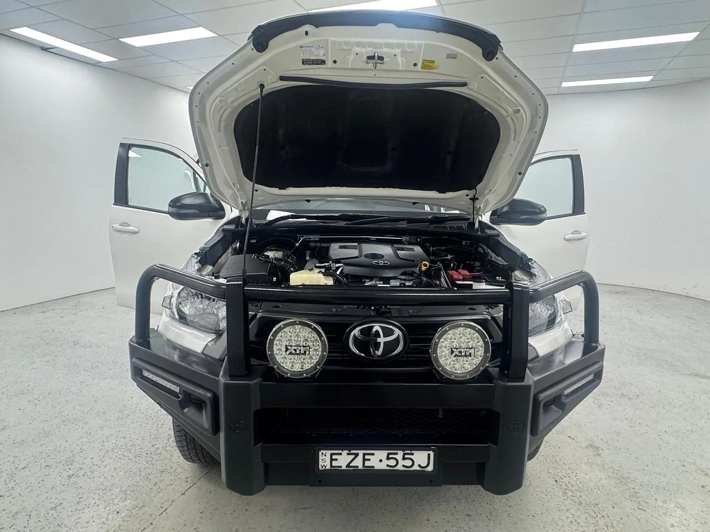 2023 Toyota Hilux Gallery Image 13