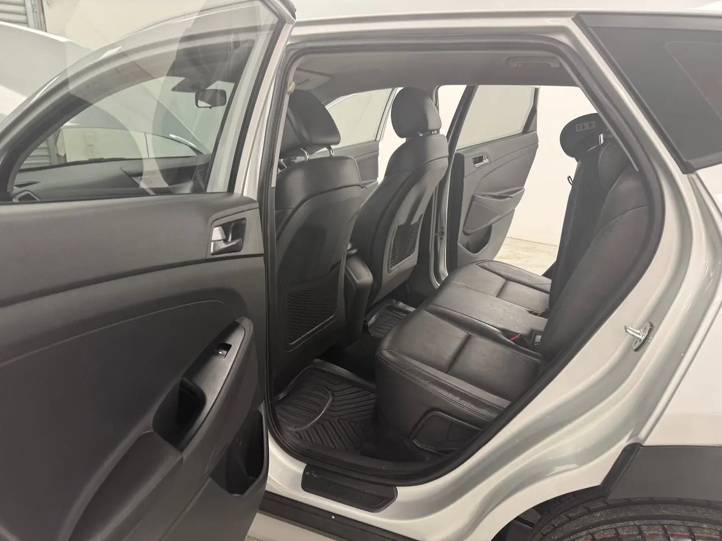 2017 Hyundai Tucson Gallery Image 11