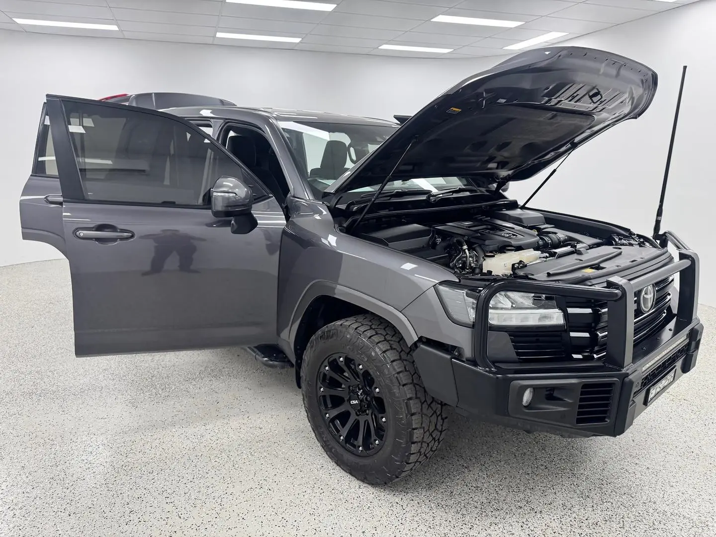 2023 Toyota Landcruiser Gallery Image 7