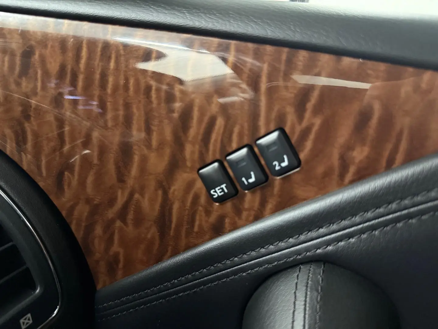 2022 Nissan Patrol Gallery Image 34