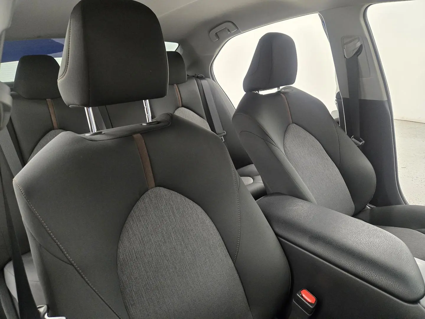 2020 Toyota Camry Gallery Image 24