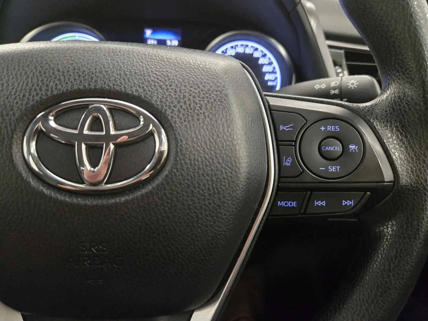 2020 Toyota Camry Gallery Image 28