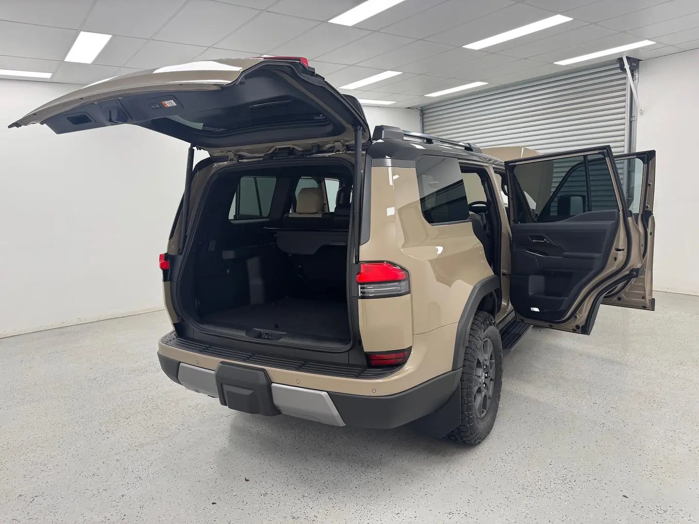 2024 Lexus GX Gallery Image 9