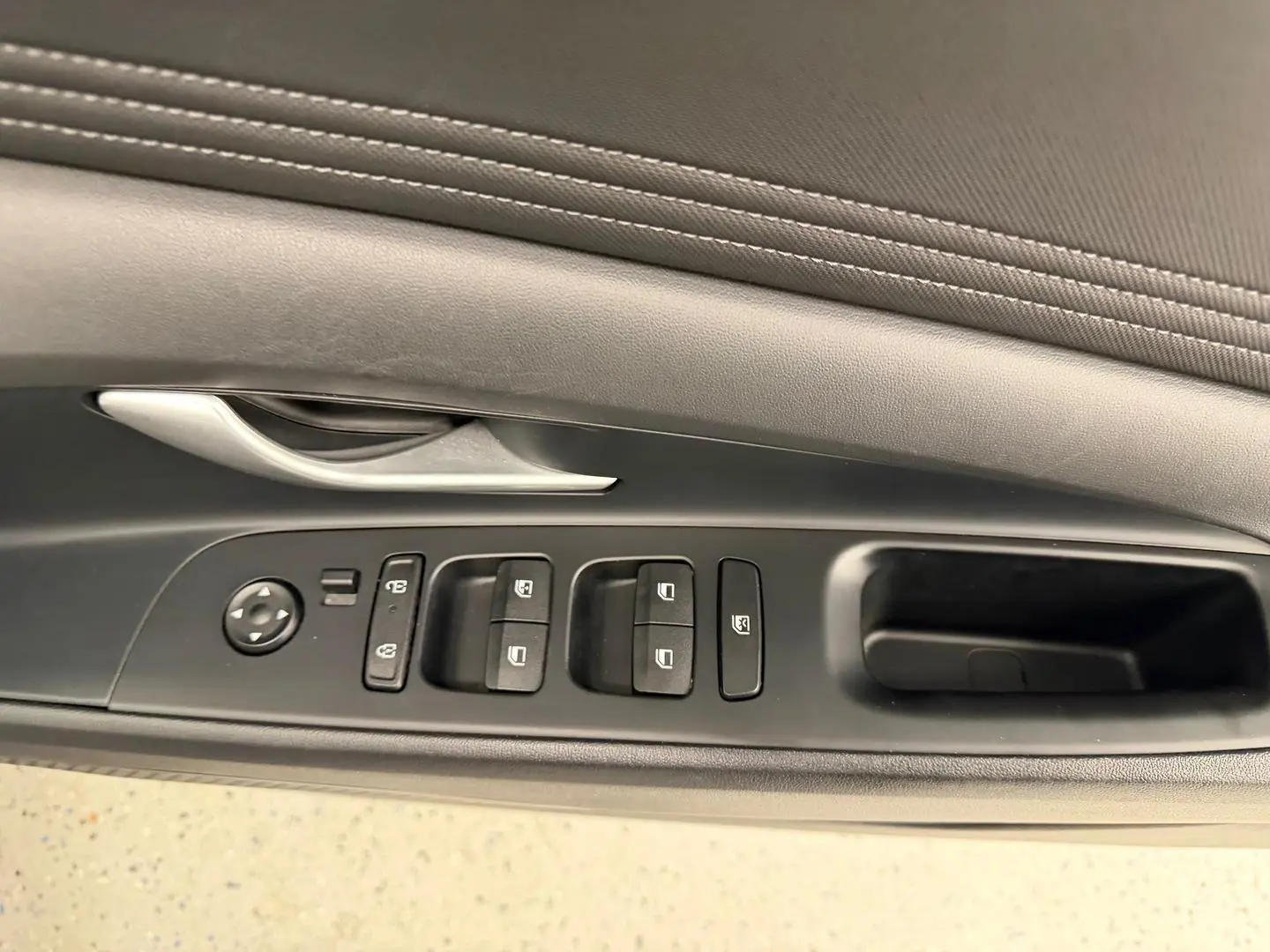 2024 Hyundai i30 Gallery Image 21