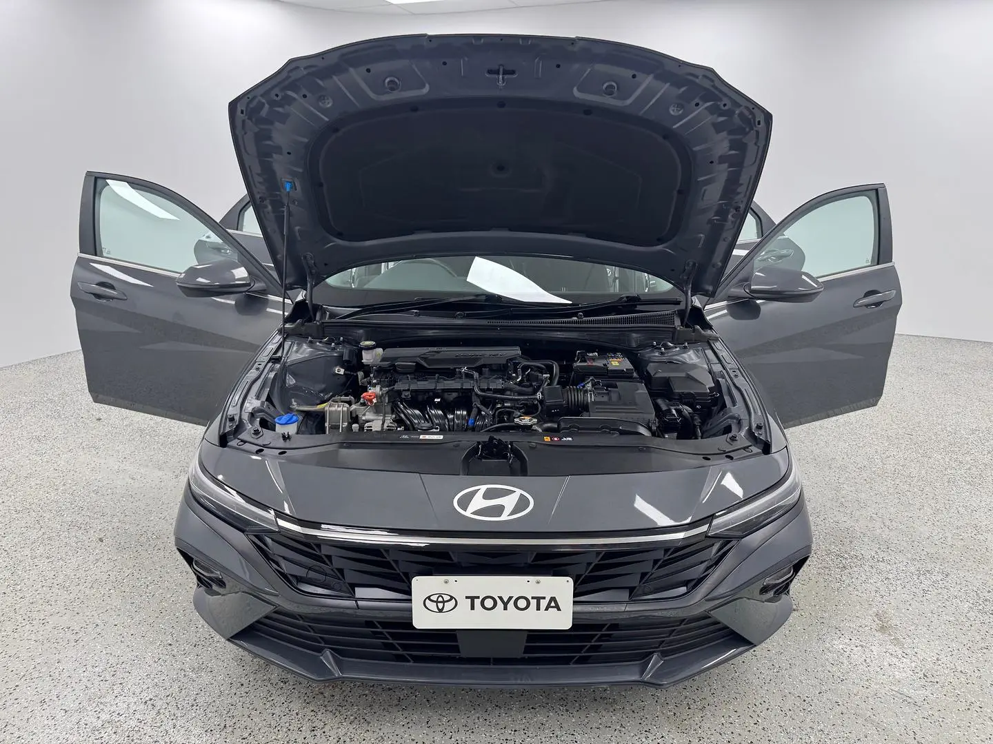 2024 Hyundai i30 Gallery Image 13