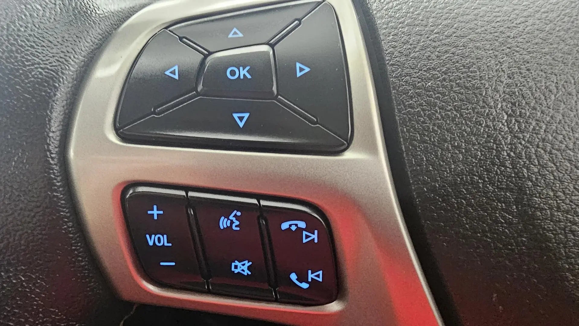 2022 Ford Everest Gallery Image 38