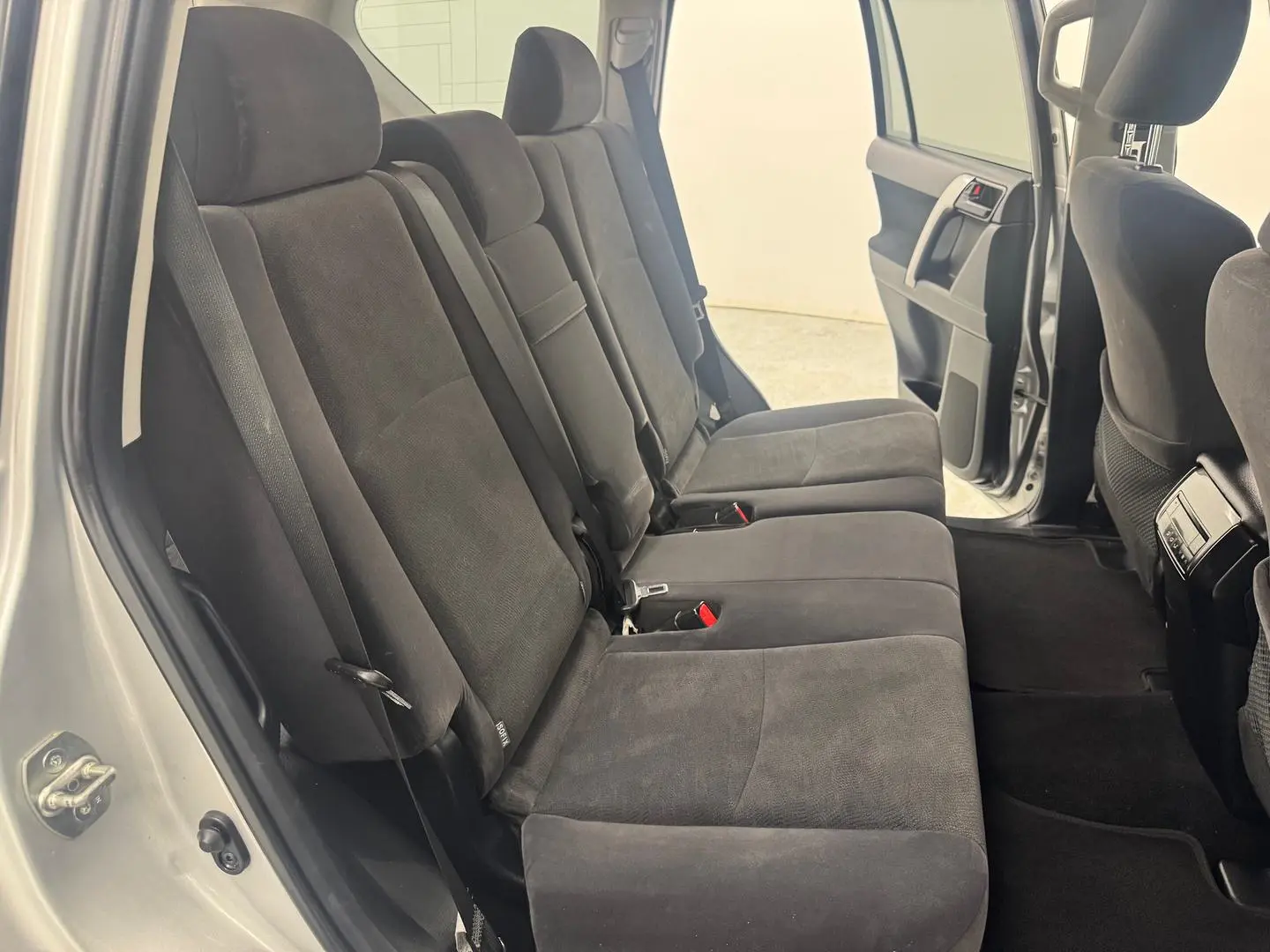 2015 Toyota Landcruiser Prado Gallery Image 26
