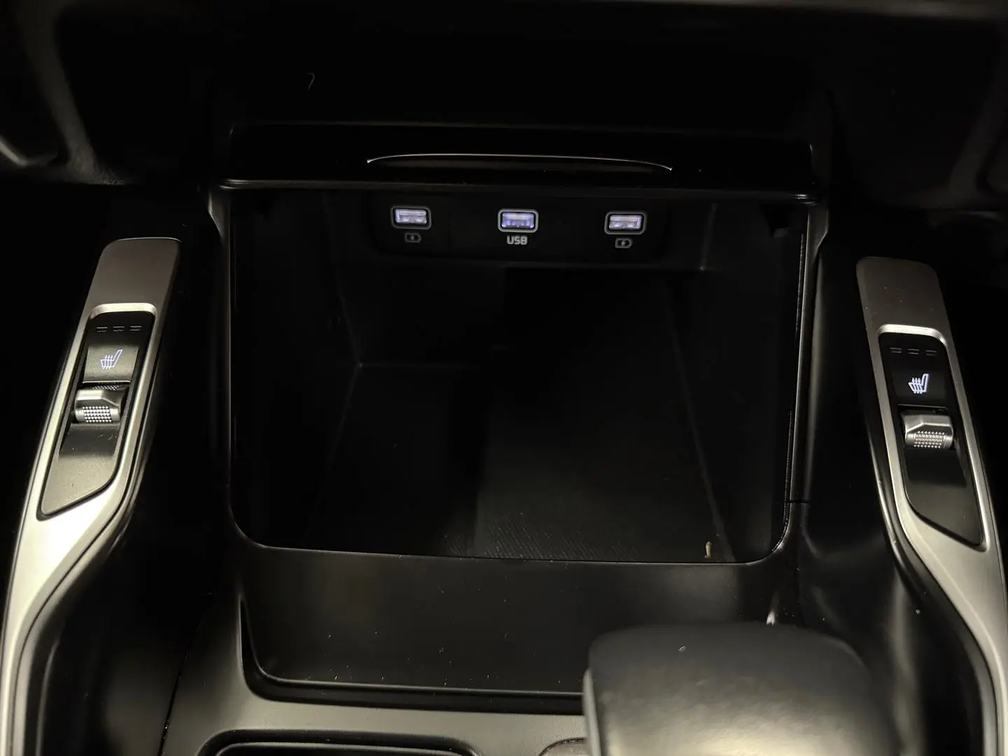 2020 Kia Sorento Gallery Image 35