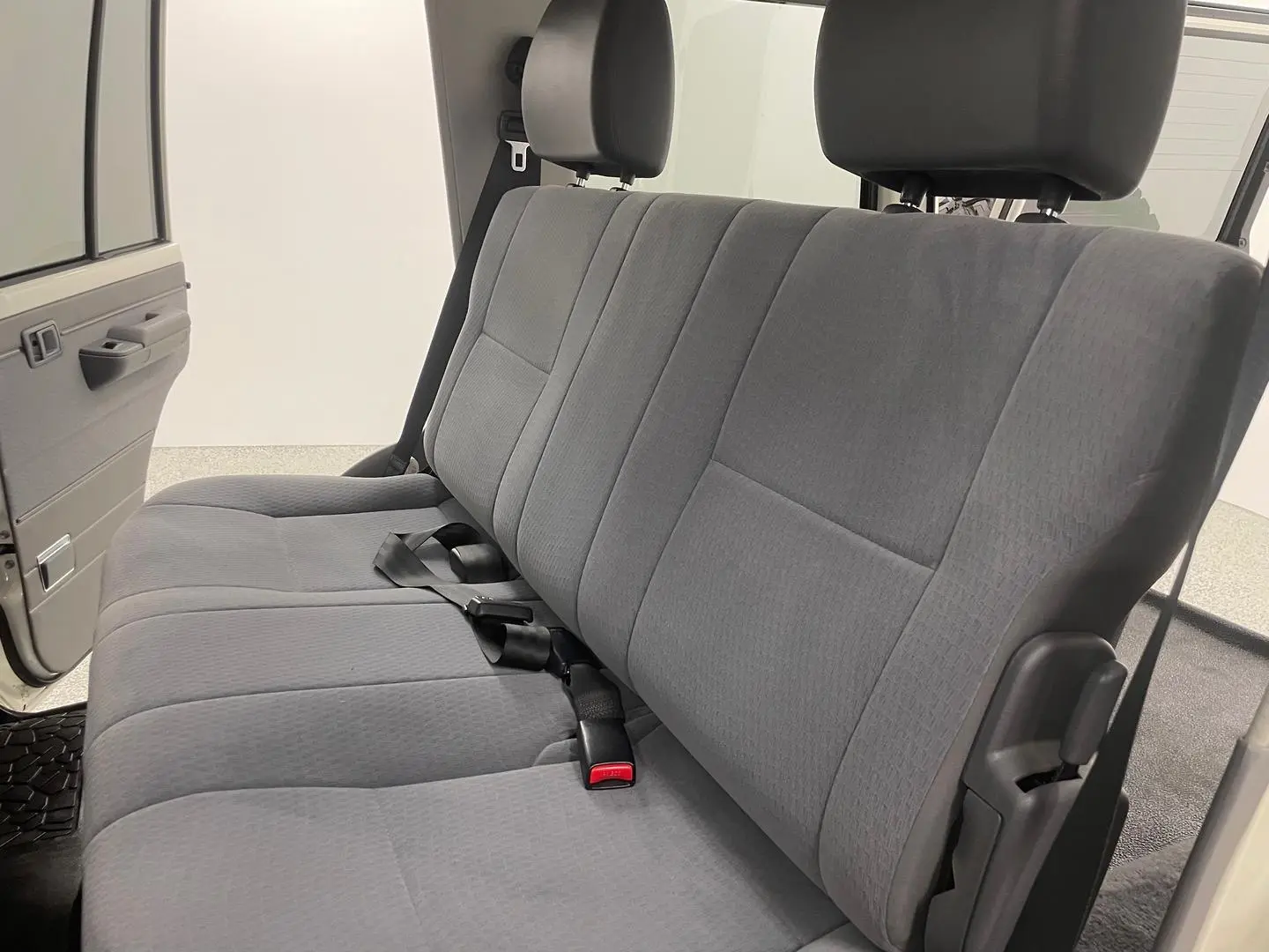 2022 Toyota Landcruiser Gallery Image 18