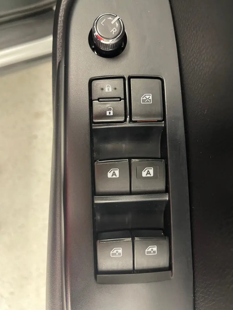 2019 Toyota Kluger Gallery Image 21