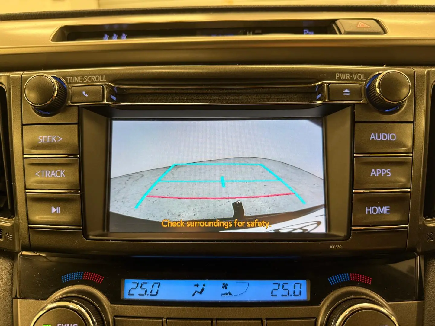 2015 Toyota RAV4 Gallery Image 31