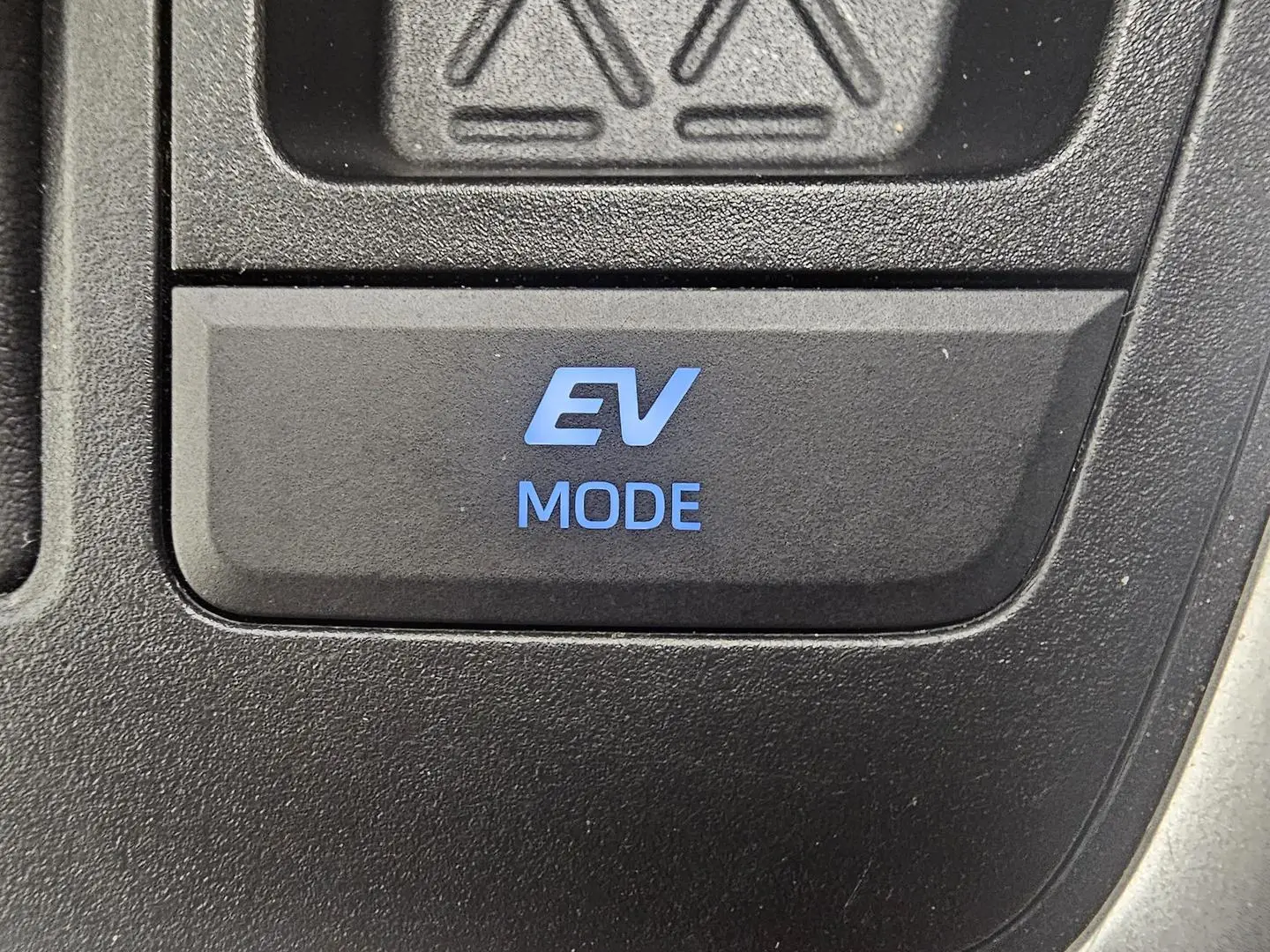 2022 Toyota RAV4 Gallery Image 36