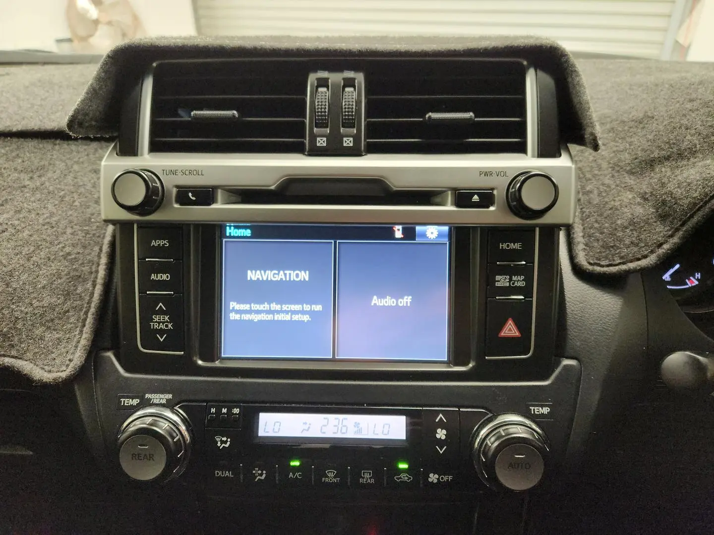 2017 Toyota Landcruiser Prado Gallery Image 30