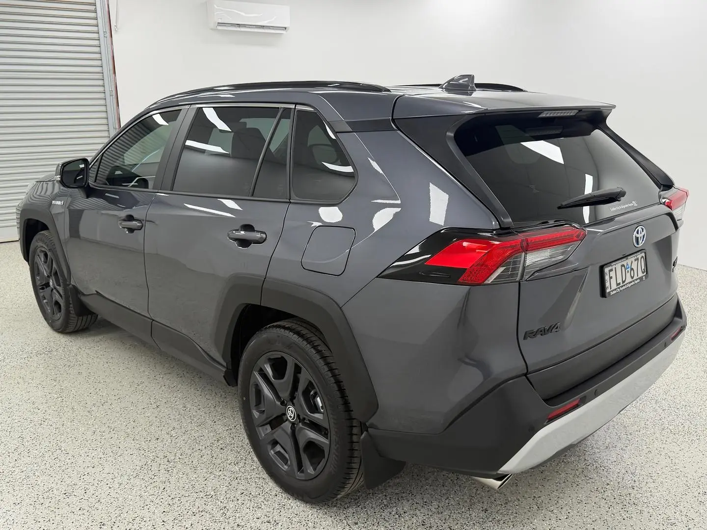 2024 Toyota RAV4 Gallery Image 4