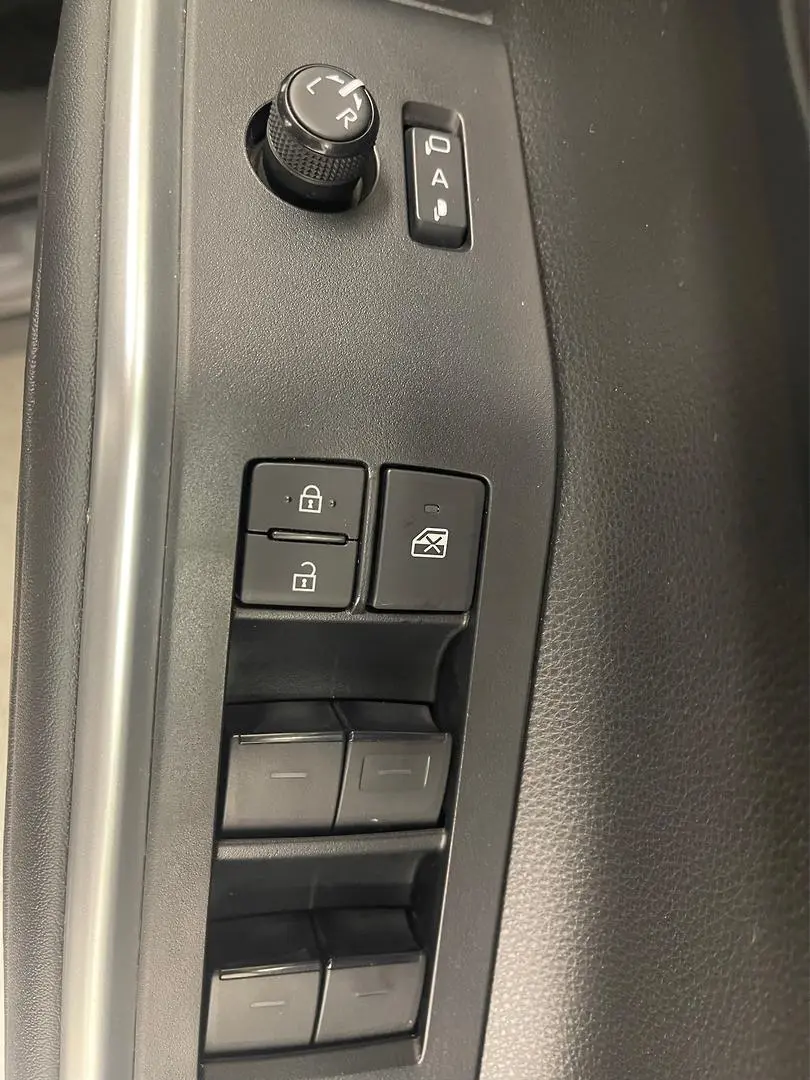 2023 Toyota Kluger Gallery Image 21
