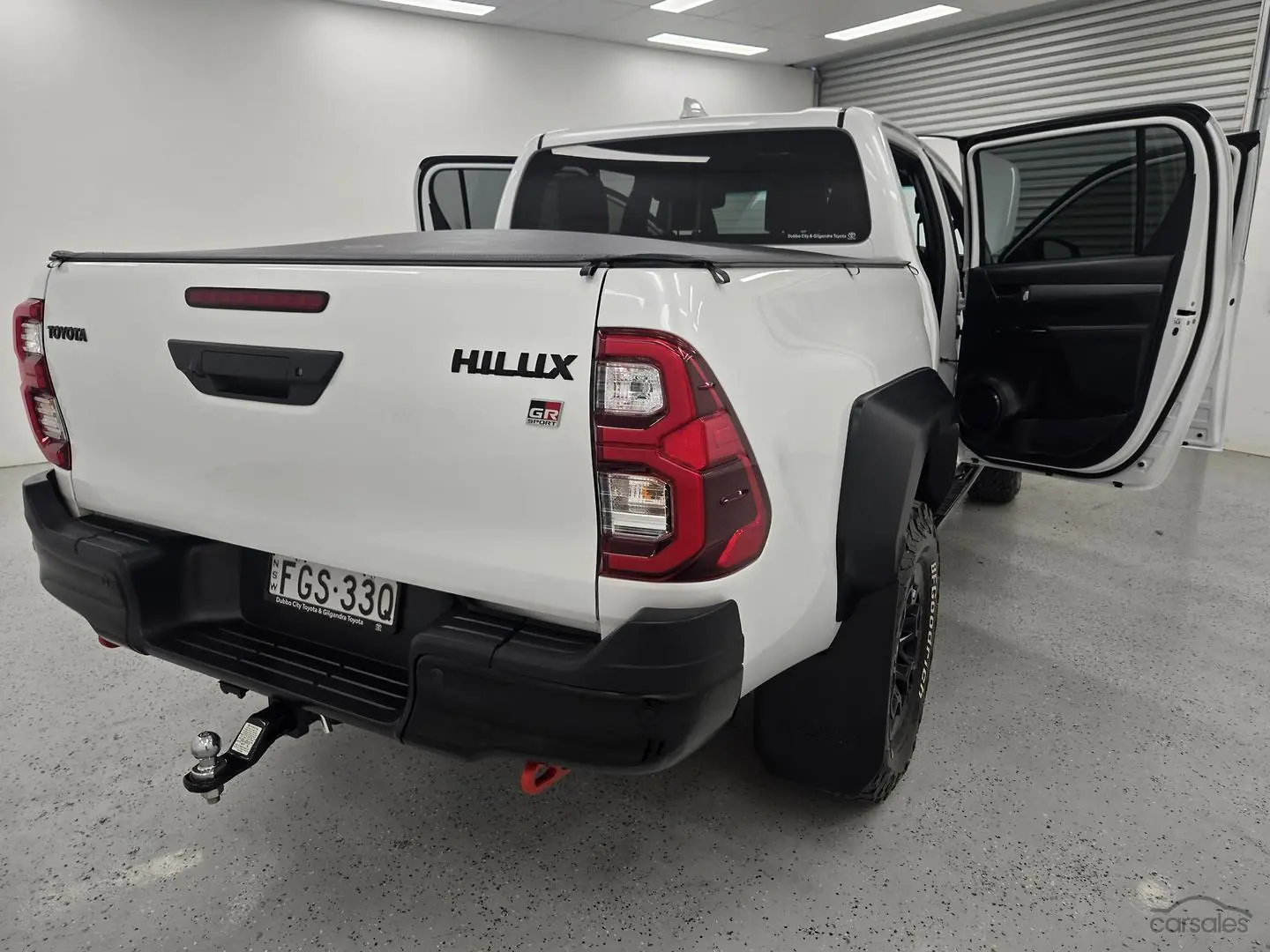 2024 Toyota Hilux Image 10