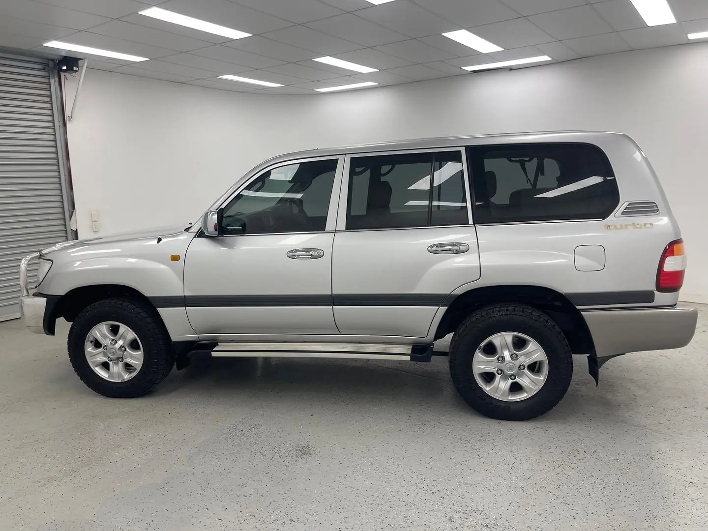 2006 Toyota Landcruiser Gallery Image 6