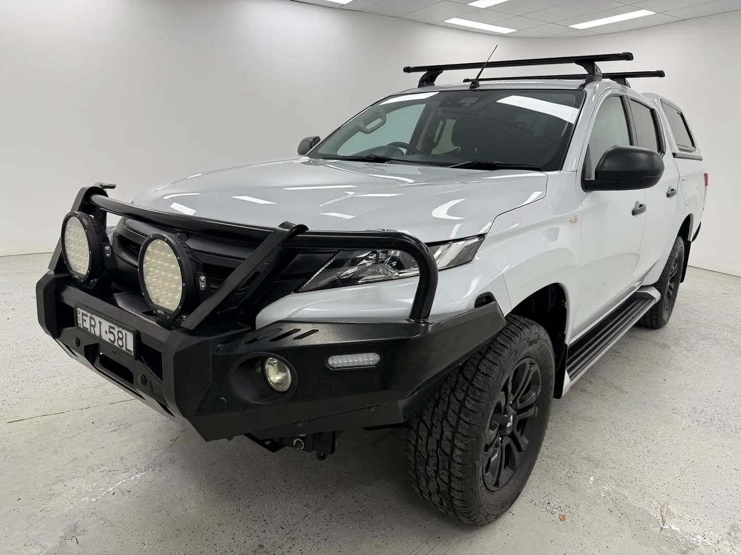 2021 Mitsubishi Triton Gallery Image 7