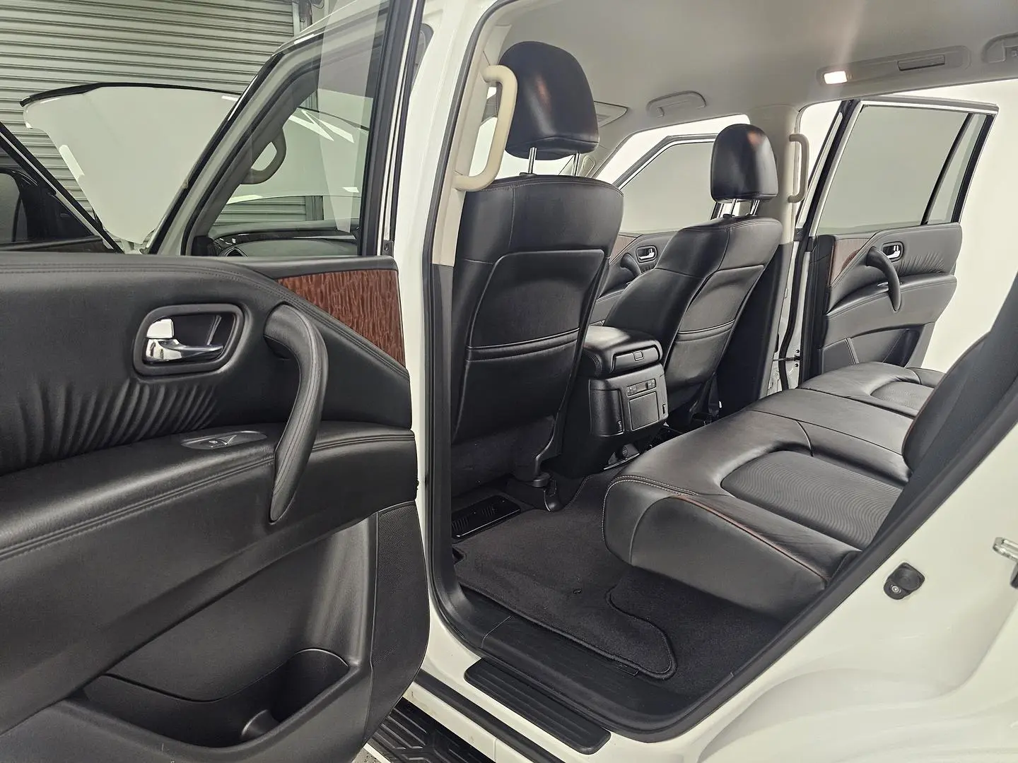 2020 Nissan Patrol Gallery Image 14