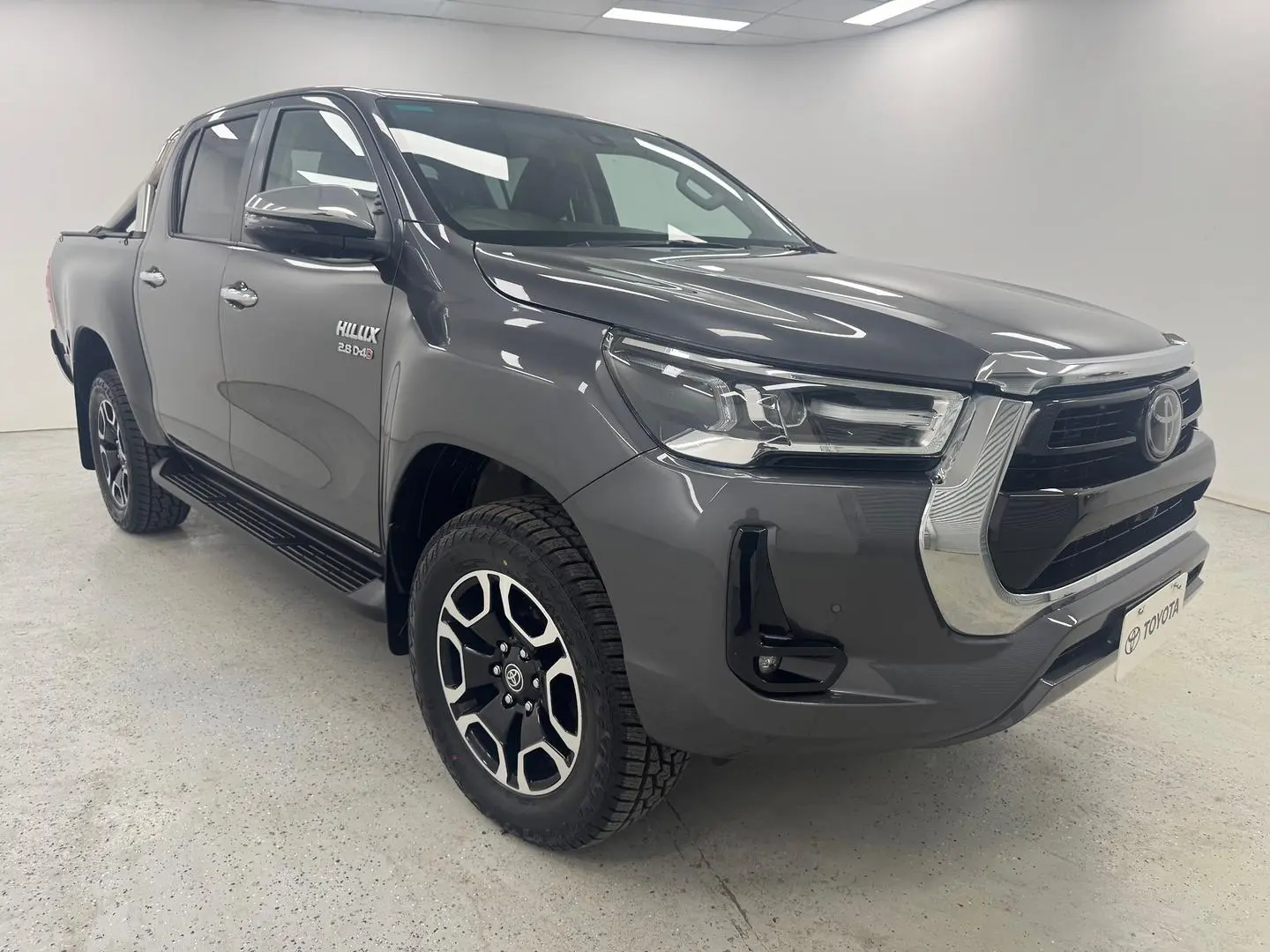 2023 Toyota Hilux Gallery Image 1