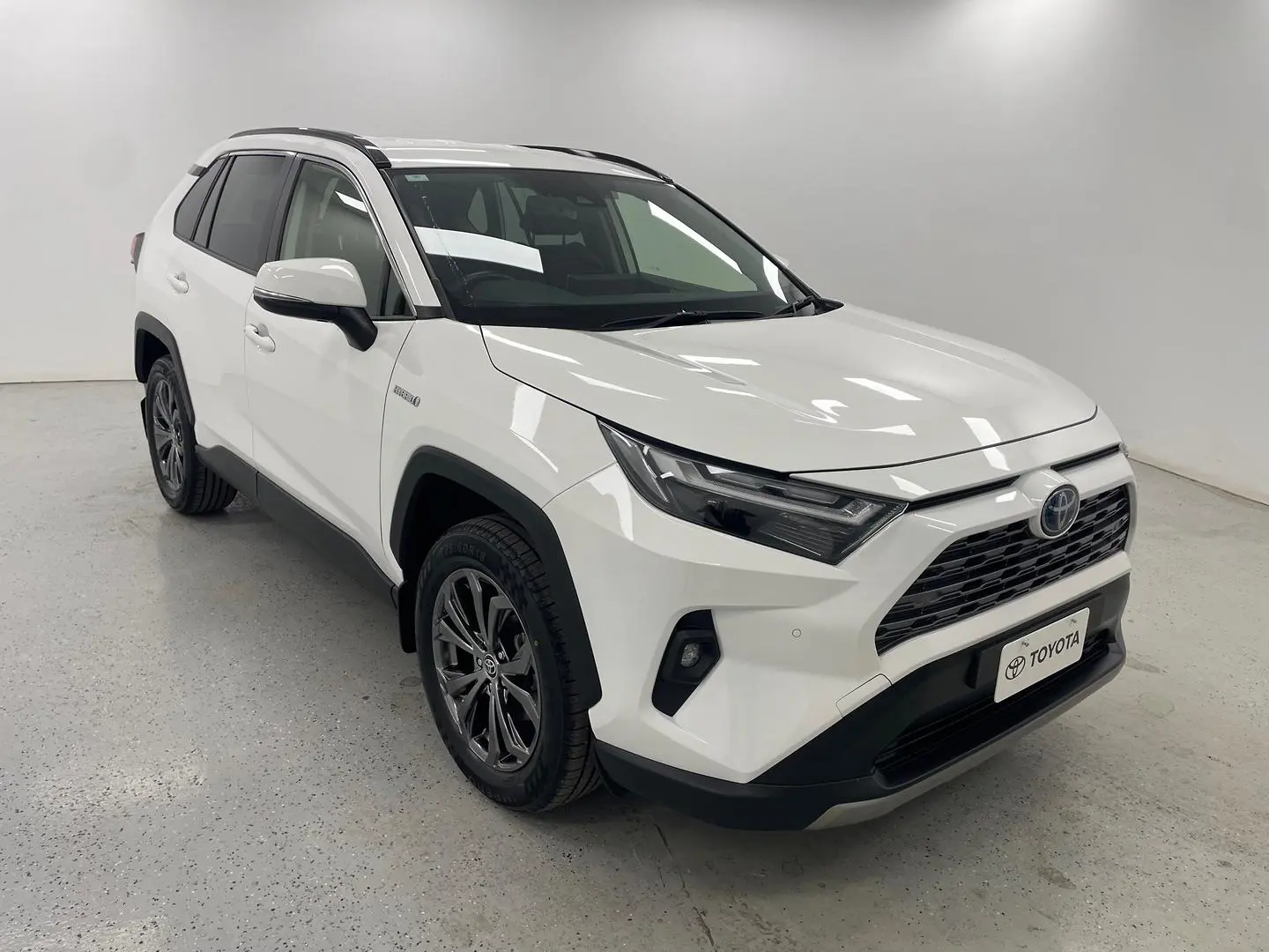 2023 Toyota RAV4 Gallery Image 1