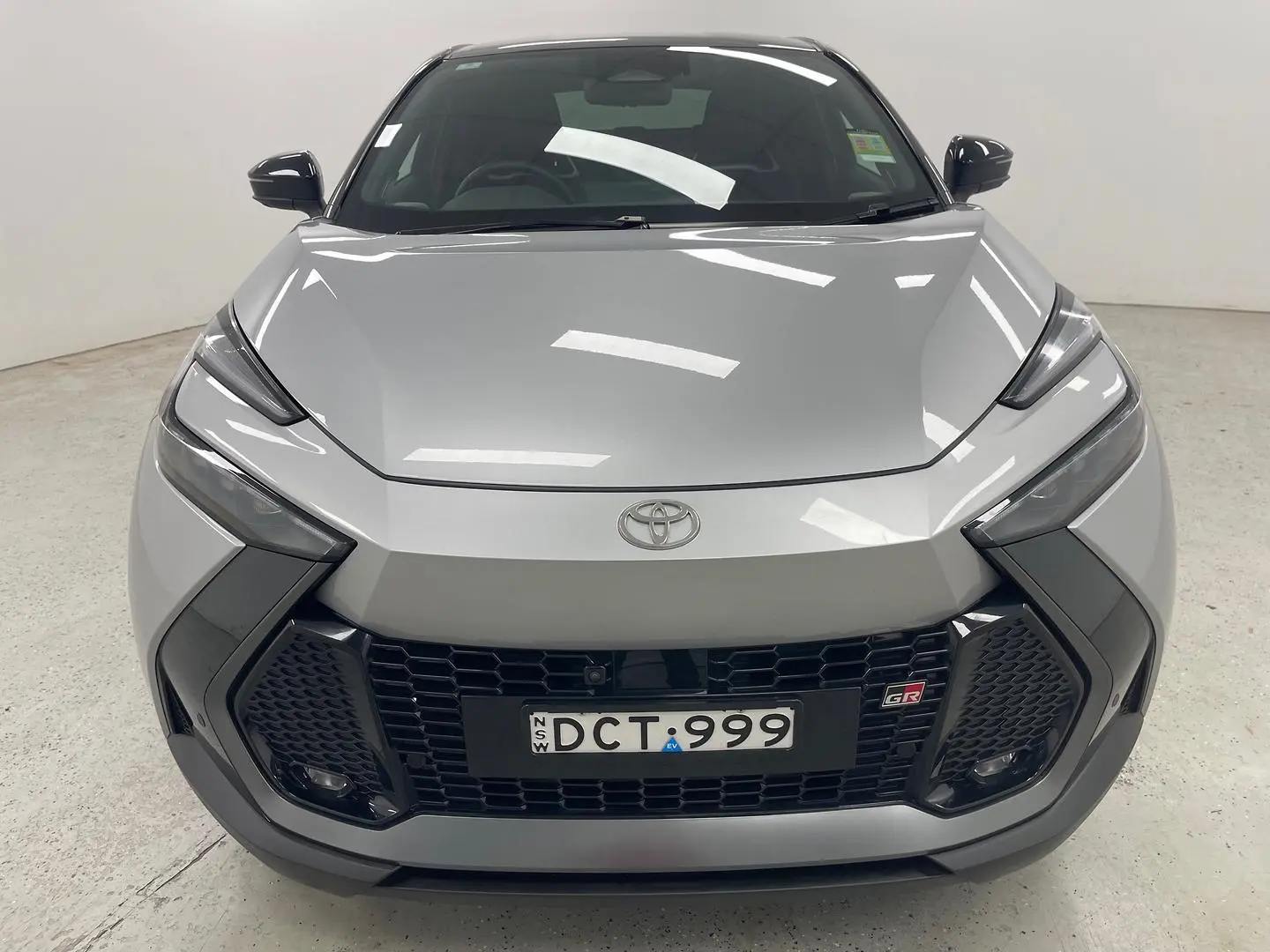 2025 Toyota C-HR Gallery Image 39