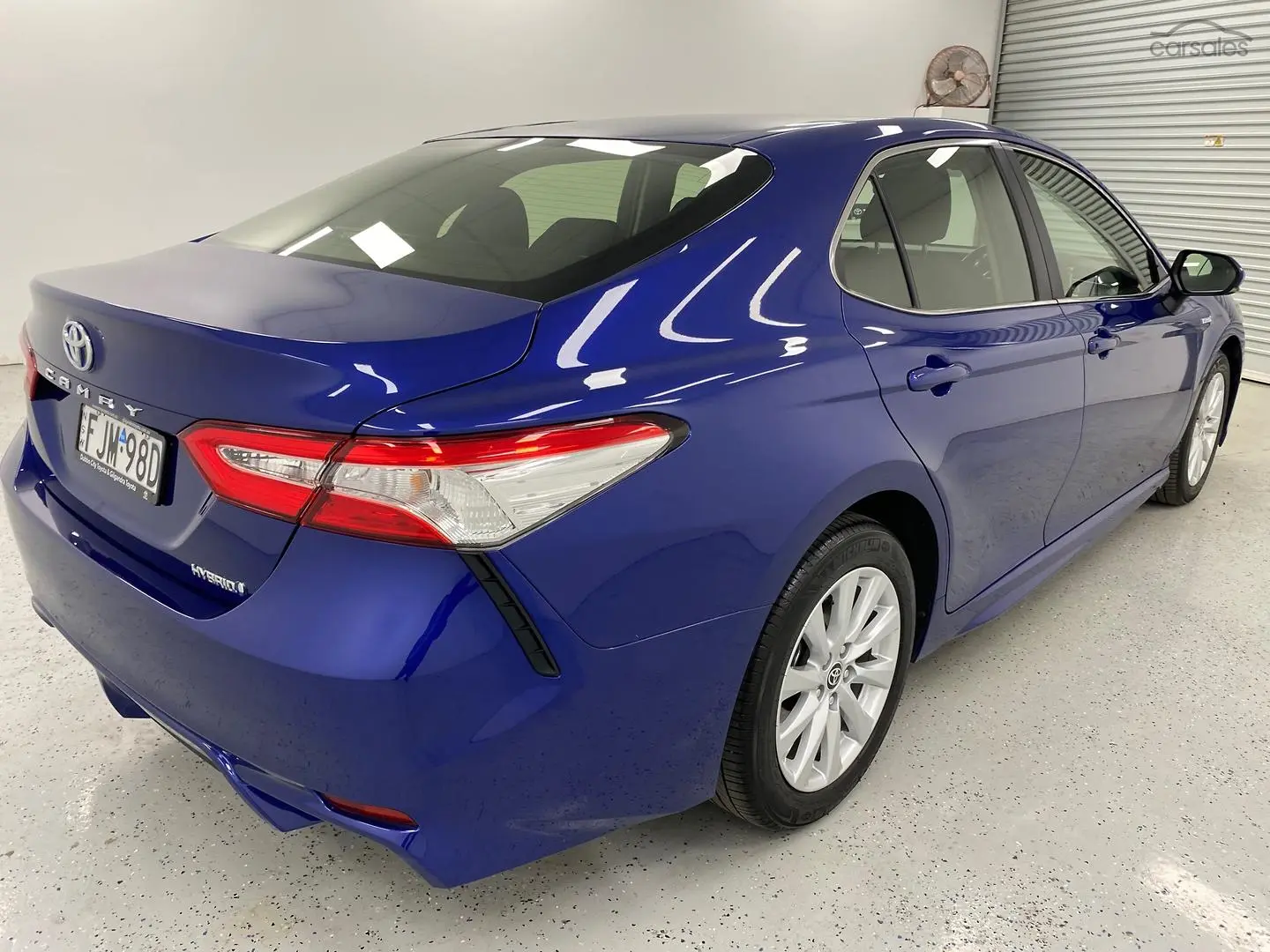 2020 Toyota Camry Image 3