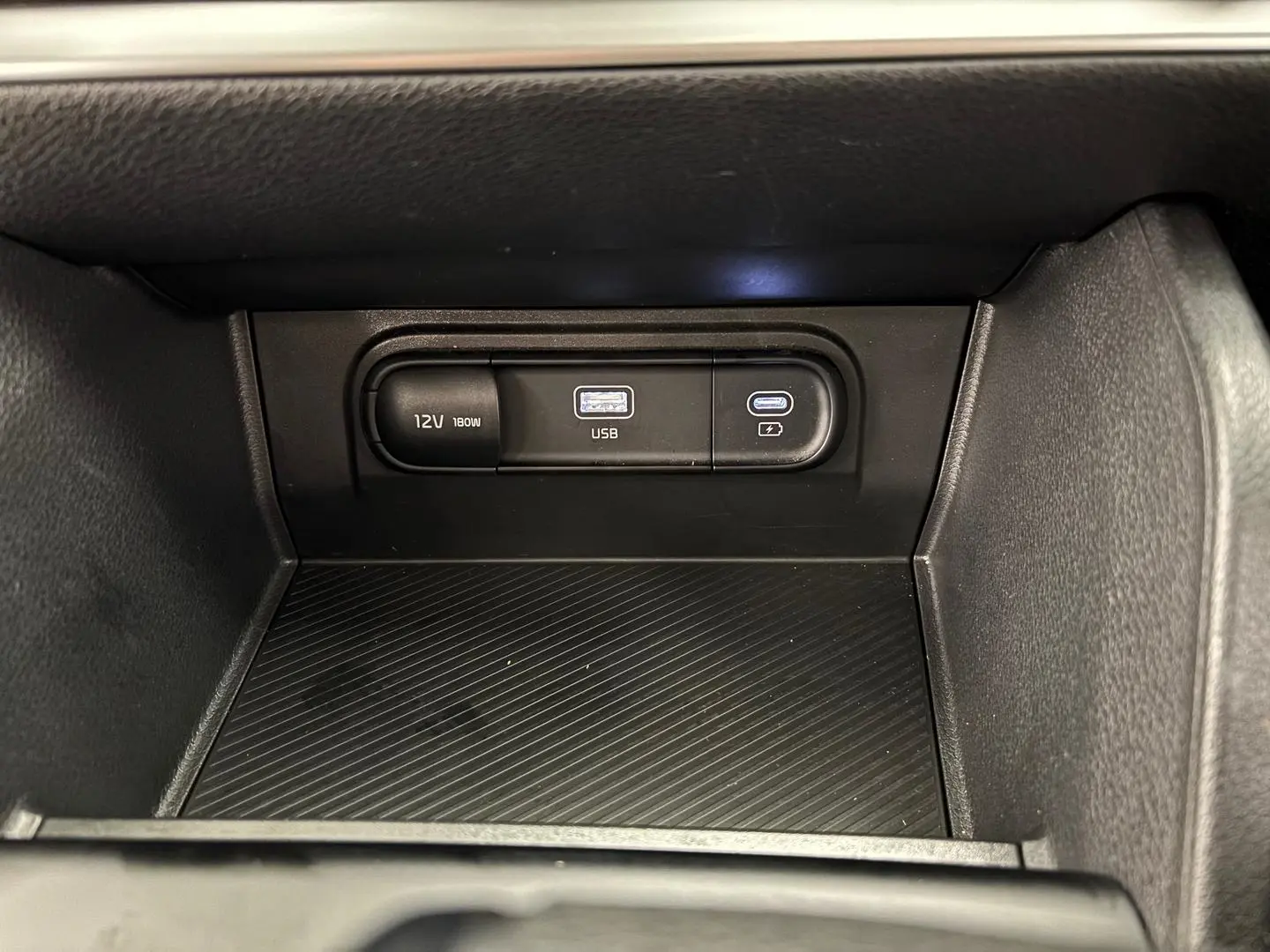 2024 Kia Sportage Gallery Image 30