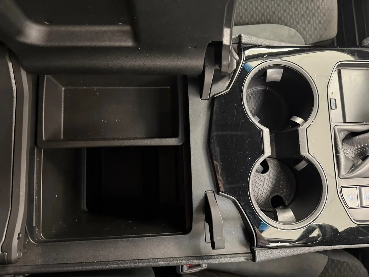 2024 Toyota Landcruiser Gallery Image 37