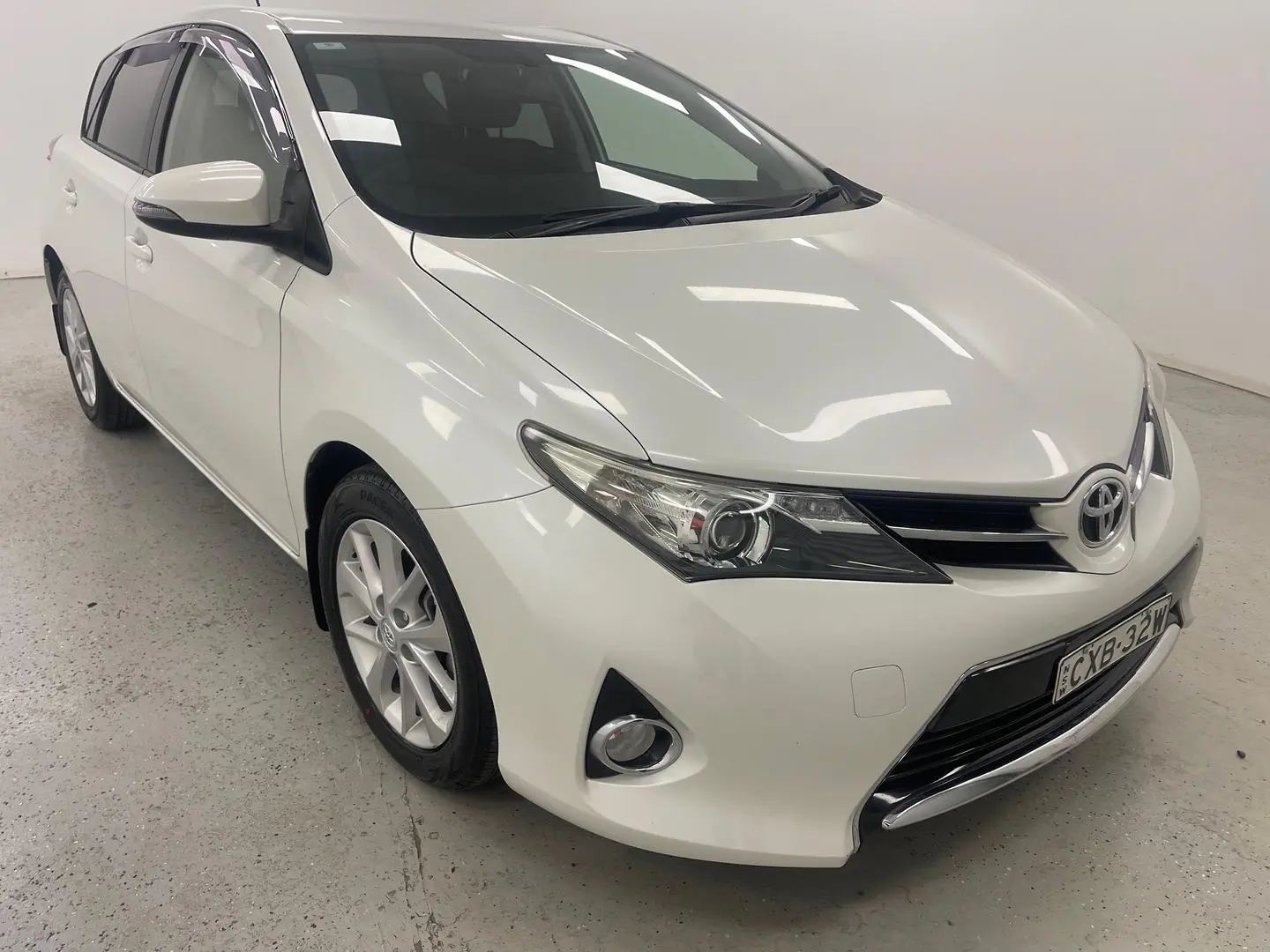 2015 Toyota Corolla Gallery Image 1