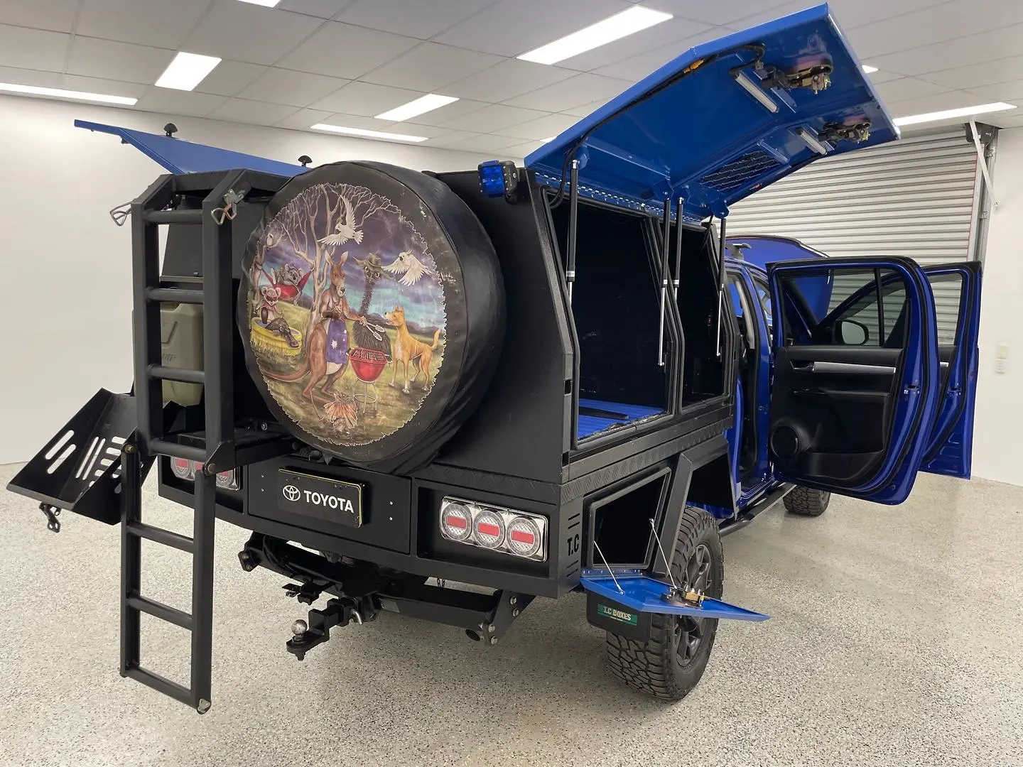 2018 Toyota Hilux Gallery Image 12