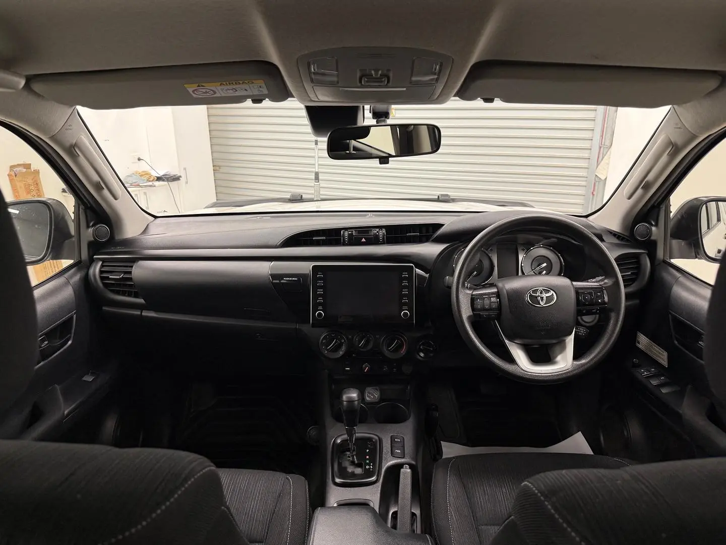 2022 Toyota Hilux Gallery Image 29