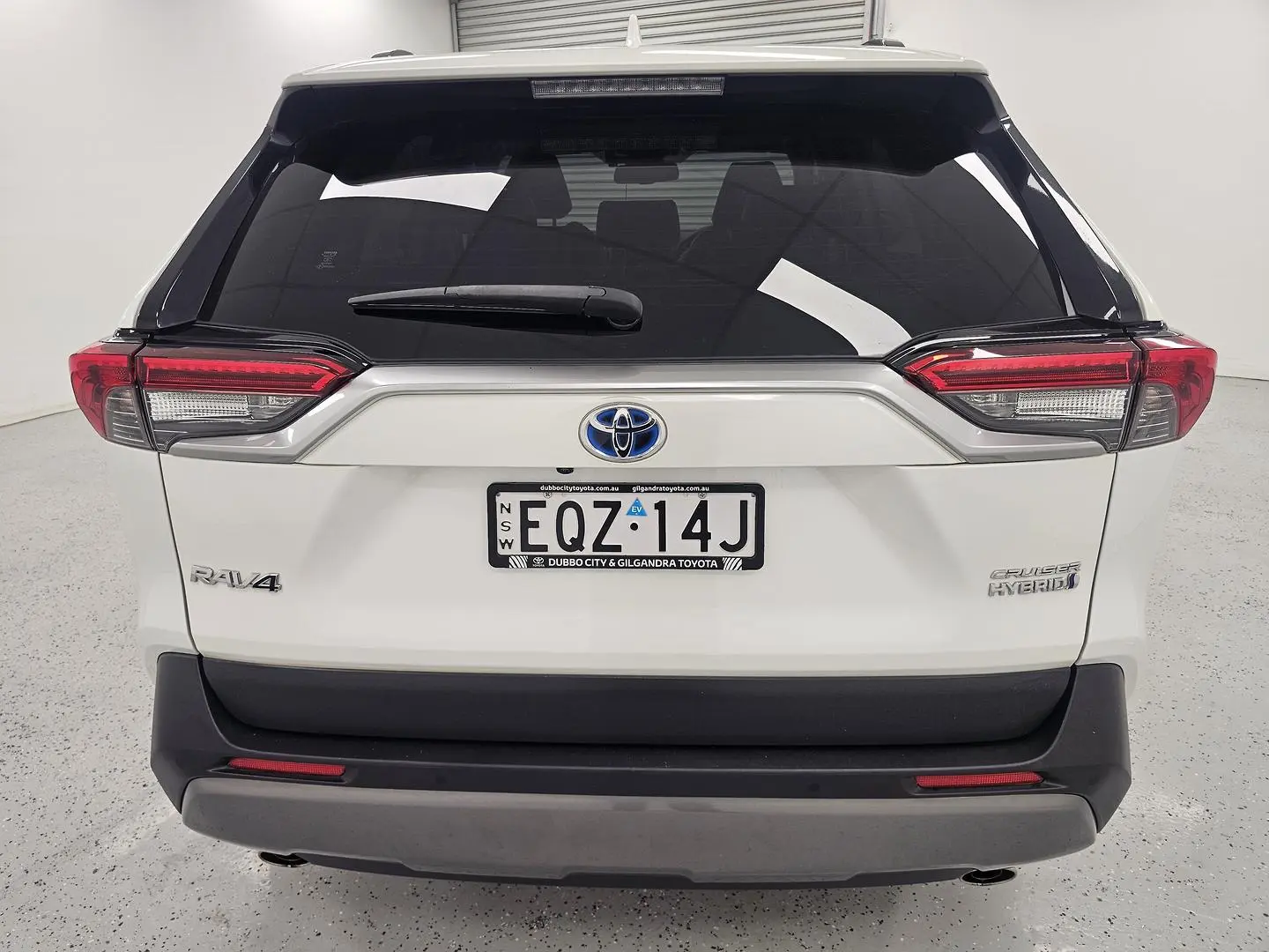 2021 Toyota RAV4 Gallery Image 4