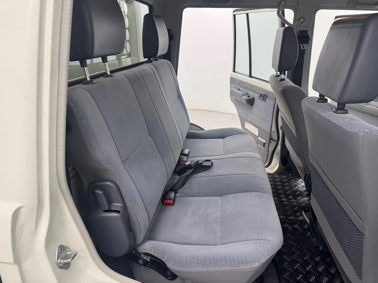 2020 Toyota Landcruiser Gallery Image 23