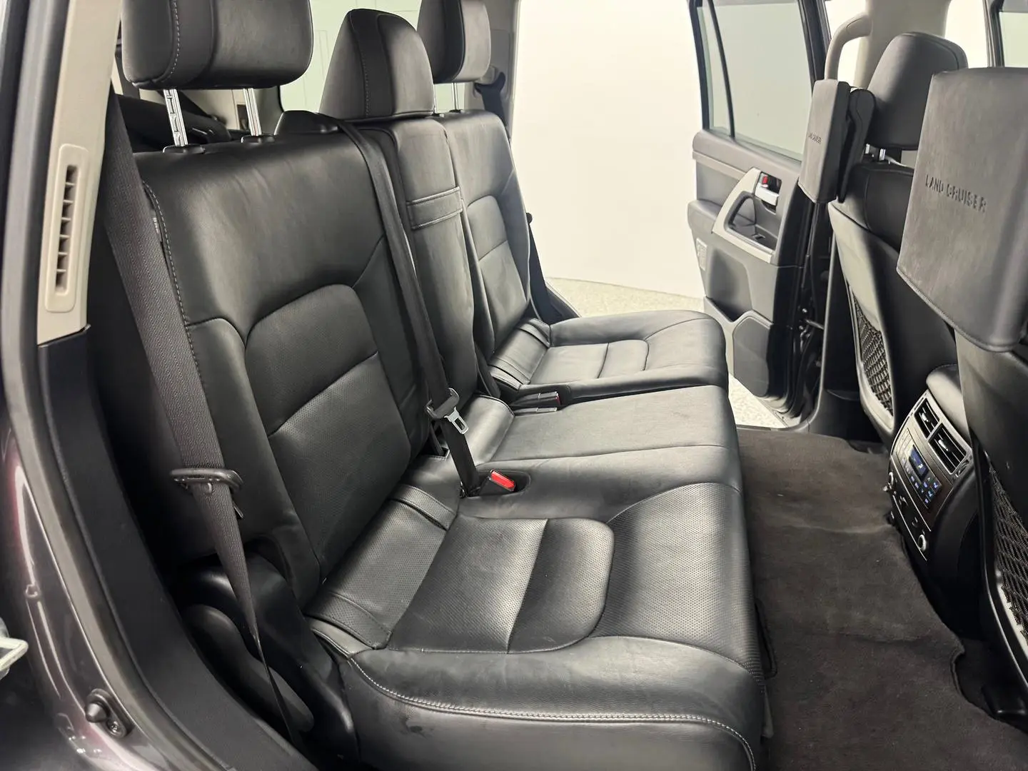 2019 Toyota Landcruiser Gallery Image 33