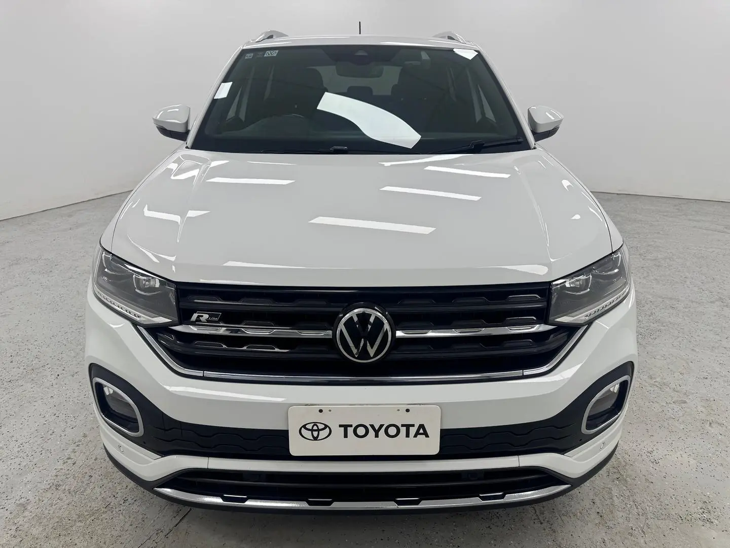 2021 Volkswagen T-Cross Gallery Image 32