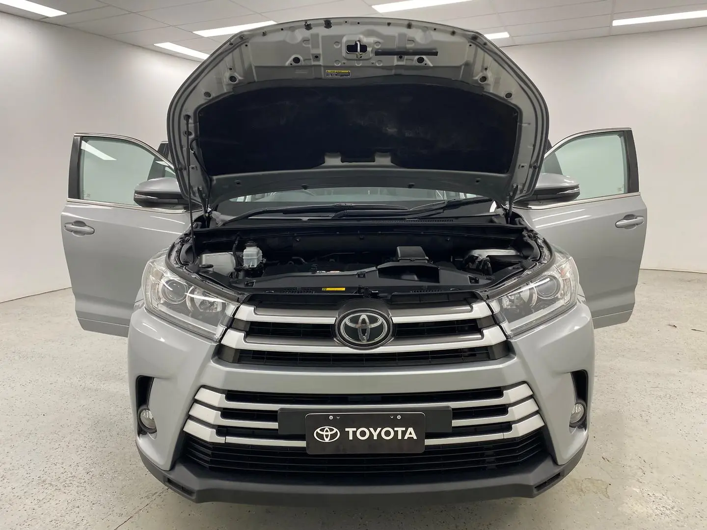 2019 Toyota Kluger Gallery Image 16