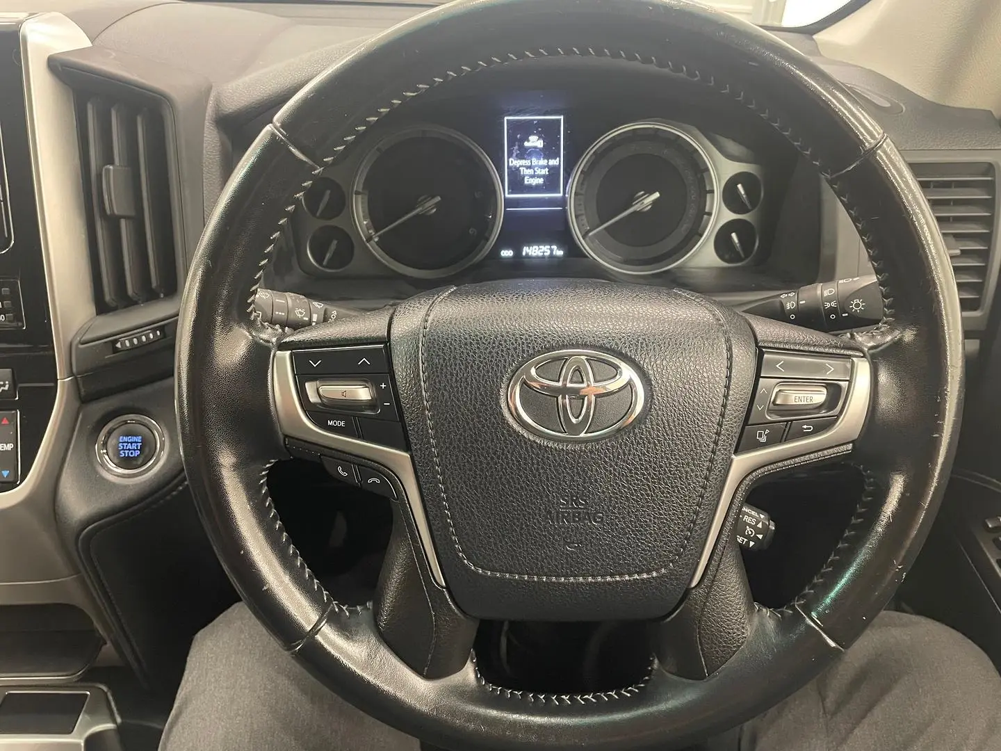 2020 Toyota Landcruiser Gallery Image 24