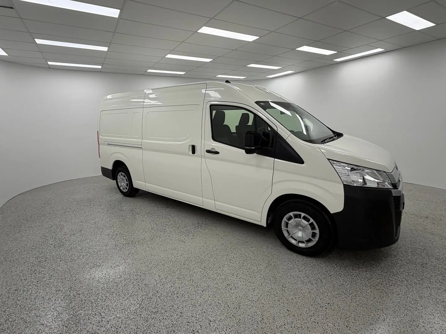 2025 Toyota Hiace Gallery Image 2