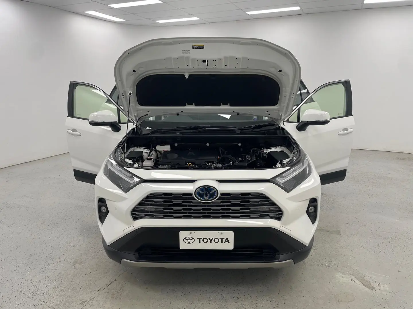 2023 Toyota RAV4 Gallery Image 15