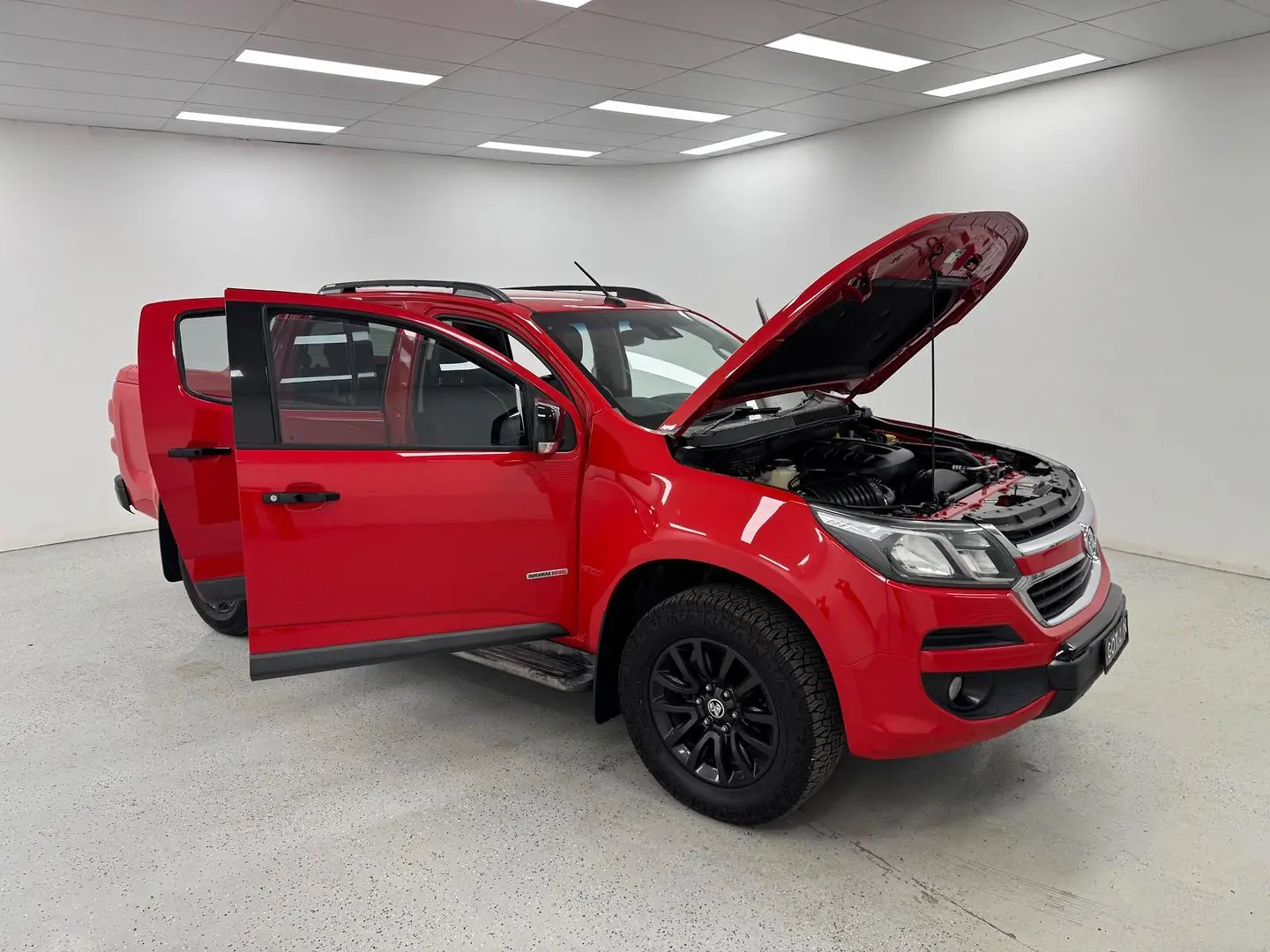 2017 Holden Colorado Gallery Image 12